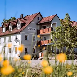 Zur Linde Guest house